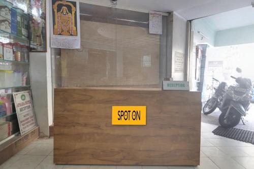 Hyderabad Hotel | SPOT ON Apsara Hotel