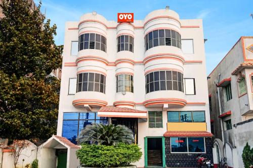 Jangipur Hotel | SPOT ON Hotel Royal