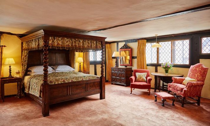 Midhurst Hotel | Spread Eagle Hotel And Spa