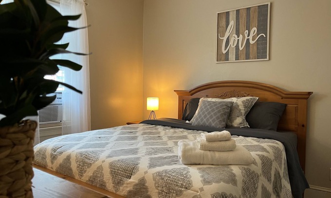 Elmhurst Apartment | Spread Out In Providence!