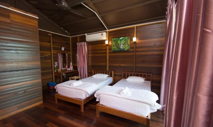 Tawau Ski Chalet | Spring Hill Cottages 春城山庄
