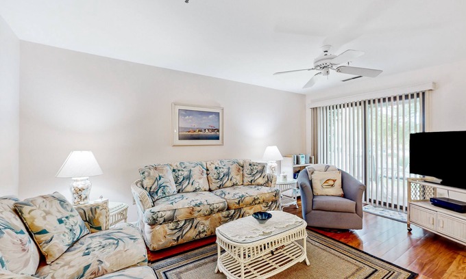 Rehoboth Beach Condo | Spring Lake dog-friendly gem with private patio, fireplace, W/D, shared pool,