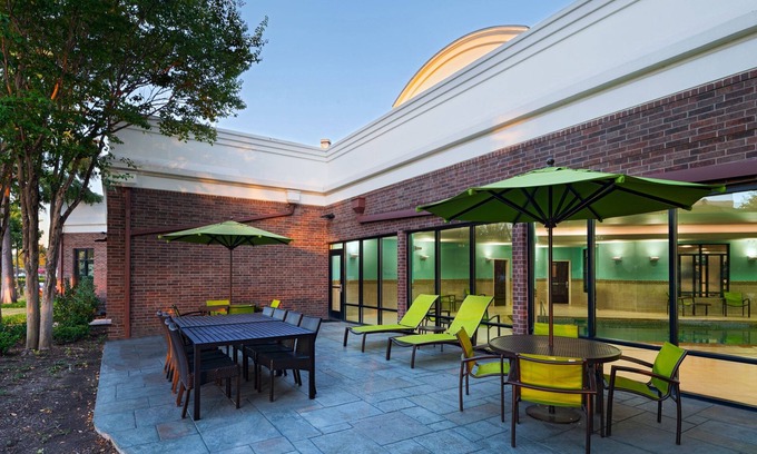 Las Colinas Hotel | SpringHill Suites by Marriott DFW Airport East/Las Colinas