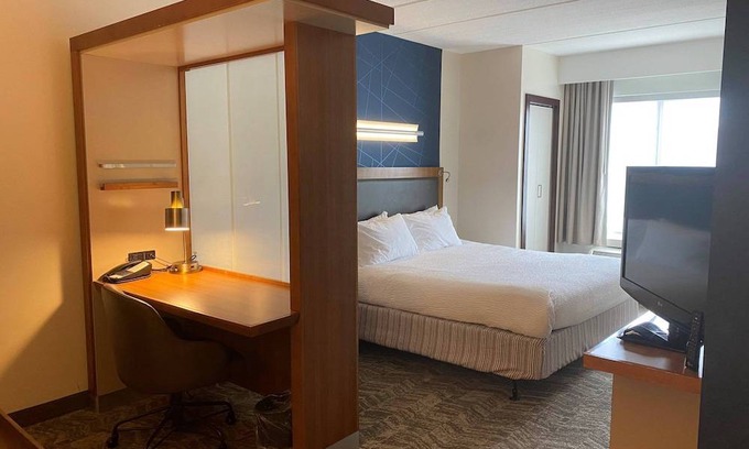 Downtown San Antonio Hotel | SpringHill Suites by Marriott San Antonio Alamo Plaza/Convention Center