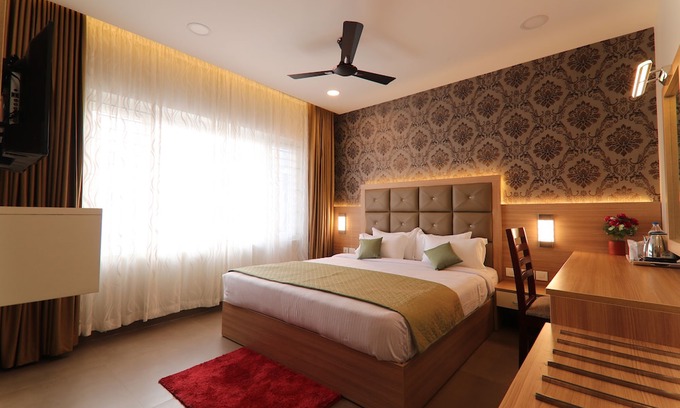 East Nada Hotel | Sree Bhadra Residency