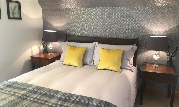 Ballater Bed & Breakfast | St. Andrews House room 2