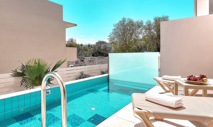 Kato Gouves Hotel | St. Constantin Beach Hotel and Spa