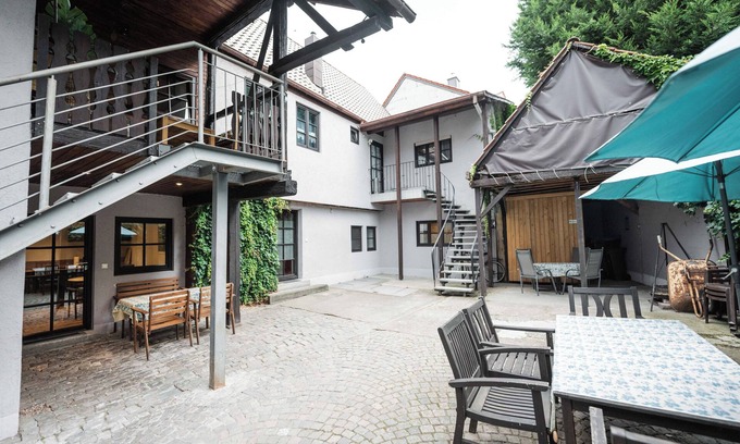 Speyer Apartment | "St. Magdalena-Kloster" vacation apartment close to the center with space for 6 people