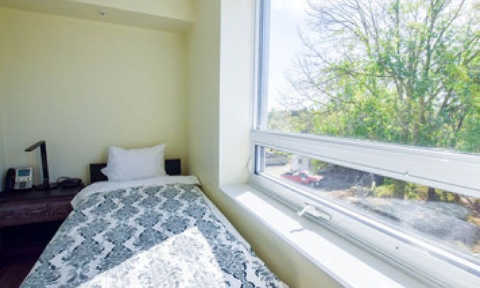 Waterloo Hotel | St. Paul's University College - Twin Room
