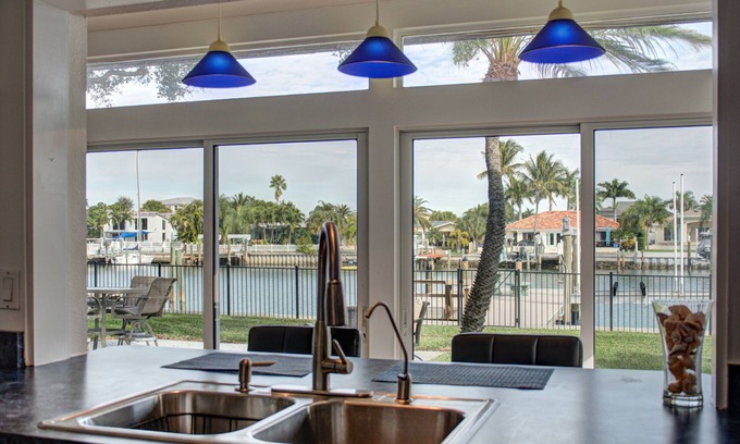 Vina Del Mar Island House | St Pete Beach Vina Del Mar Waterfront Dock Boat Slip 3/2