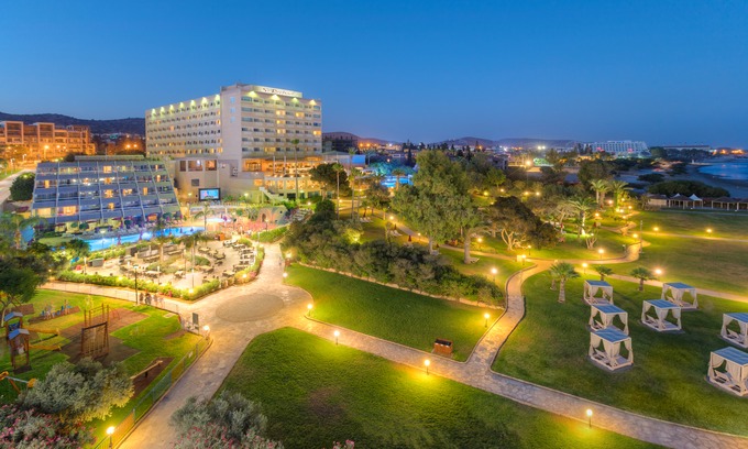 Limassol Hotel | St Raphael Resort