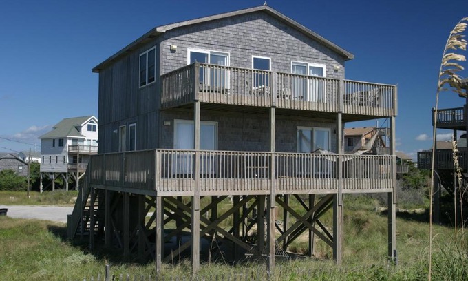 Frisco House | St Somewhere 11 F