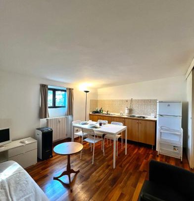 San Siro Apartment | Stadio e ippodromo a due passi, Parking, Metro e Wifi