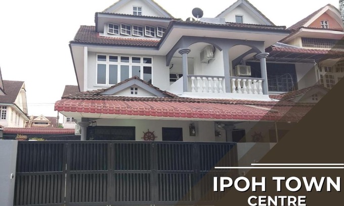 Simee House | Stadium Ipoh #Ipoh Center FP03 15paxs 5R4B by 97 Management