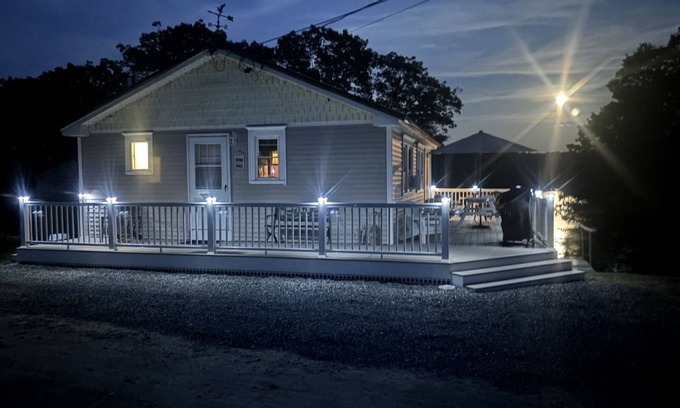 Newcastle Cottage | Stafford Cottage/Damariscotta Lake