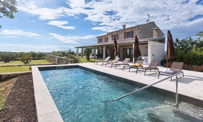 Finida Villa | Stancija Katarina di Maladel with wellness, sea view and 2 km from the beach
