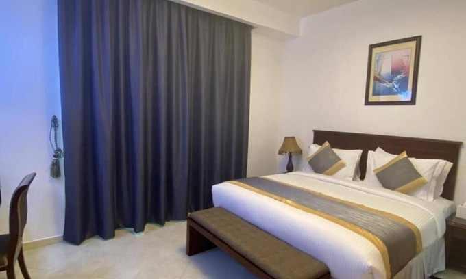 Al Mankhool Hotel | Standard Two Bedroom Apartment Near By ADCB Metro