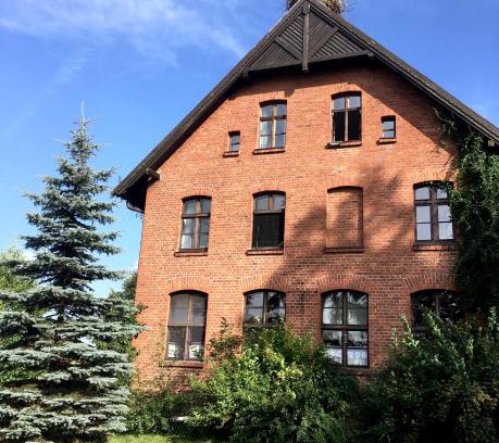 Okowizna Bed & Breakfast | Stara Szkoła w Harszu