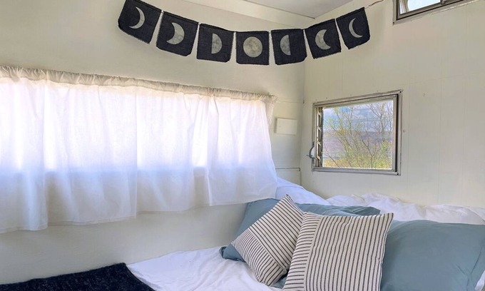 Alpine House | Stargazing Glamping Heaven in Big Bend