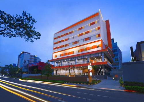Pagedangan Hotel | Starlet Hotel BSD City