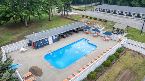 Saugatuck Hotel | Starlite Resort