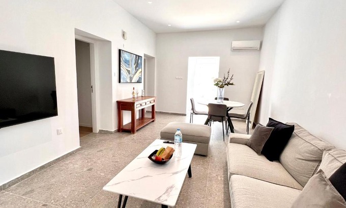 Historical Center House | Stasinou 52