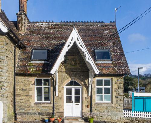 Bucknell House | Station Cottage