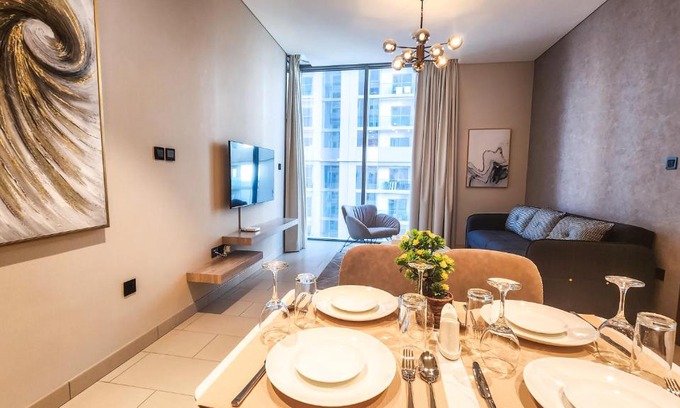 Dubai Apartment | STAY BY LATINEM Luxury 2BR Holiday Home CVR B1307 near Burj Khalifa