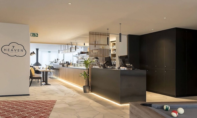 Jewish Quarter House | Stay Close to MoMu Antwerp! 3 Modern Units with City Views, Full Kitchens!