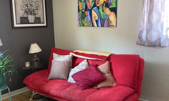 Fair West House | Stay here 4 ABQ International Balloon Fiesta Oct 6-15. 12 miles to BF Park