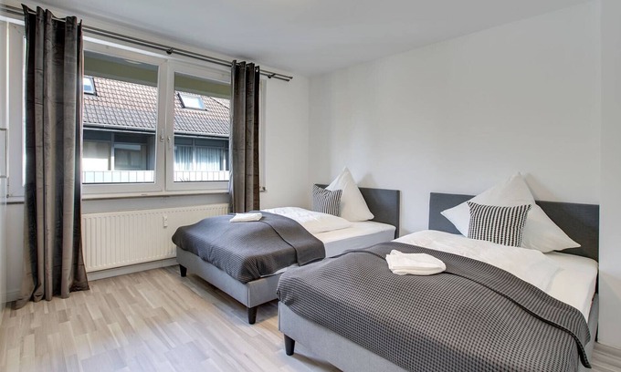 Krefeld House | Stay Here ND Apartments
