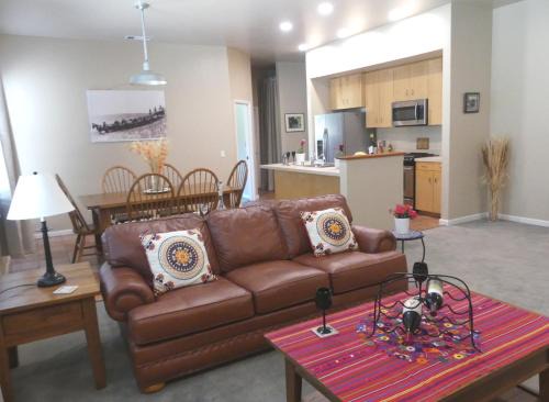 Paso Robles Apartment | Stay In The Heart of Downtown One Block From The City Park