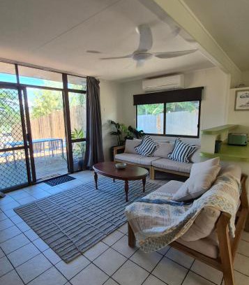 Nelly Bay House | Stay on Sooning