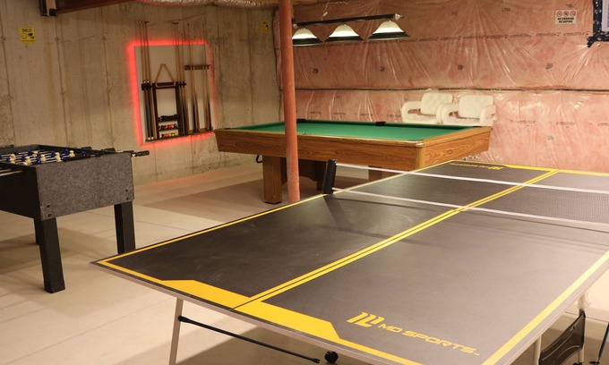 Niagara Falls House | STAY & PLAY , 10 min away from NIAGARA FALLS