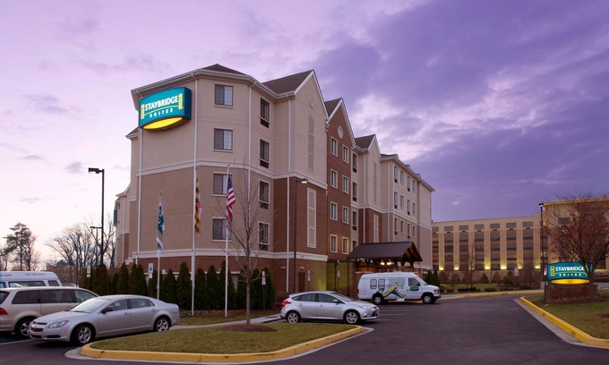 Linthicum Heights Hotel | Staybridge Suites Baltimore BWI Airport, an IHG Hotel