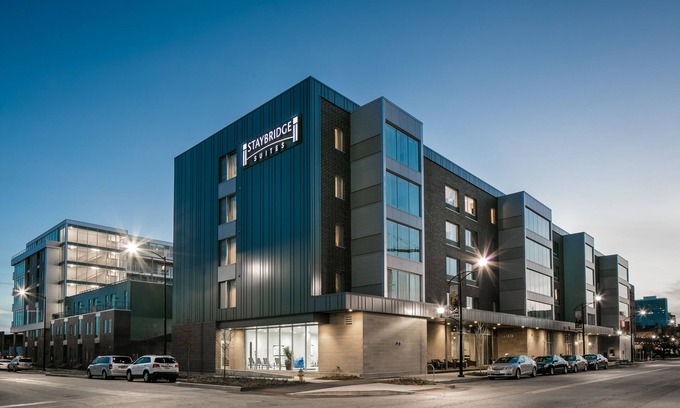 Historic East Village Hotel | Staybridge Suites Des Moines Downtown by IHG