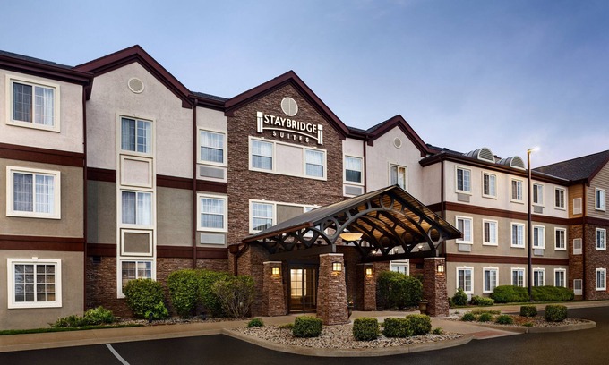 Saint Marys  Allen County Hotel | Staybridge Suites Fort Wayne by IHG