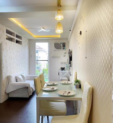 Taytay Apartment | Staycation ni B