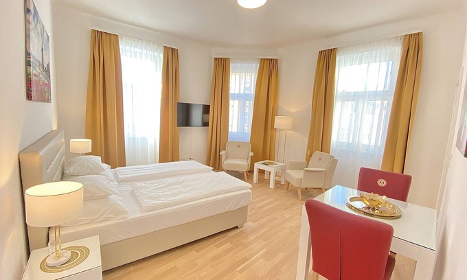 Favoriten Apartment | Steiner Residences Vienna Reumannplatz
