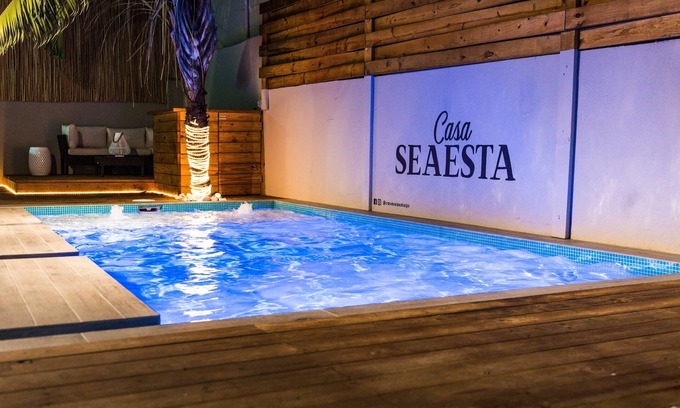 Ocean Park House | Steps away from the beach, this fully stocked house is perfect for your group!