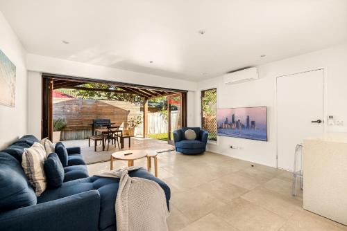 Palm Beach House | Steps from Sand: 2-Bed Beach Escape with Courtyard