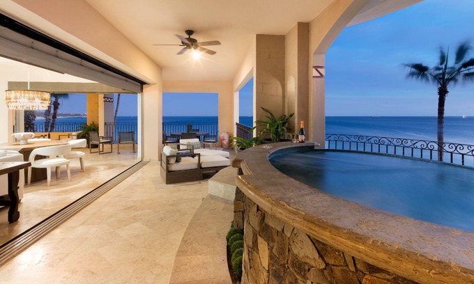 El Medano Ejidal Villa | 👣 Steps From the Beach, Jacuzzi, Lux Amenities, 3000 SqFt, Great Reviews -3301