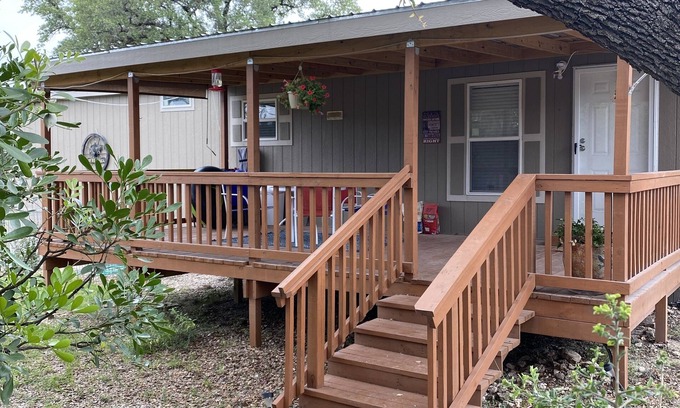 Leakey House | Steps from the Frio River, located just off 337 and a newly added cowboy pool.