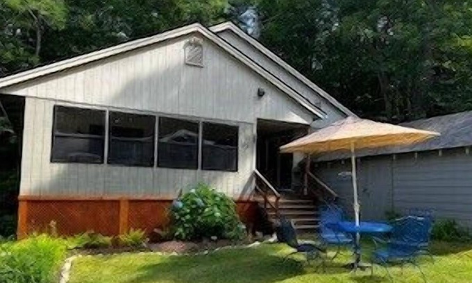 Moultonborough House | Steps from the sand on Lake Kanasatka with room for 10