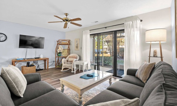 Surfside Beach Condo | Steps to Pool Ground Floor Quiet Retreat