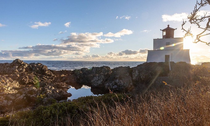 Ucluelet Apartment | Steps to the Beach & Wild Pacific Trail! ⎮Sandpiper