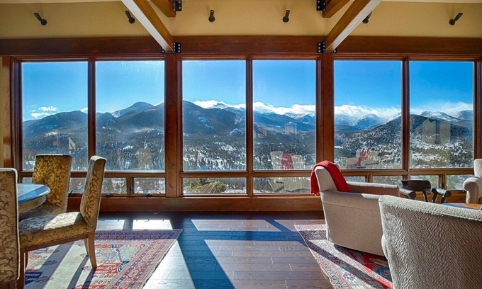 Windcliff Estates House | Stewart Highlands Luxury Vacation At Windcliff 6 Bedroom Home by RedAwning