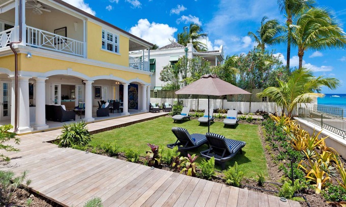Reeds Bay House | Still Fathoms Luxury house