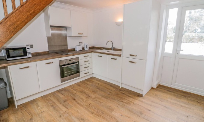 Billingsley Cottage | STONEHAVEN, romantic, character holiday cottage in Cleobury Mortimer