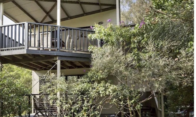 Point Lookout House | Straddie Beach House 1. Point Lookout, Straddie. 4 minute walk to Home Beach.